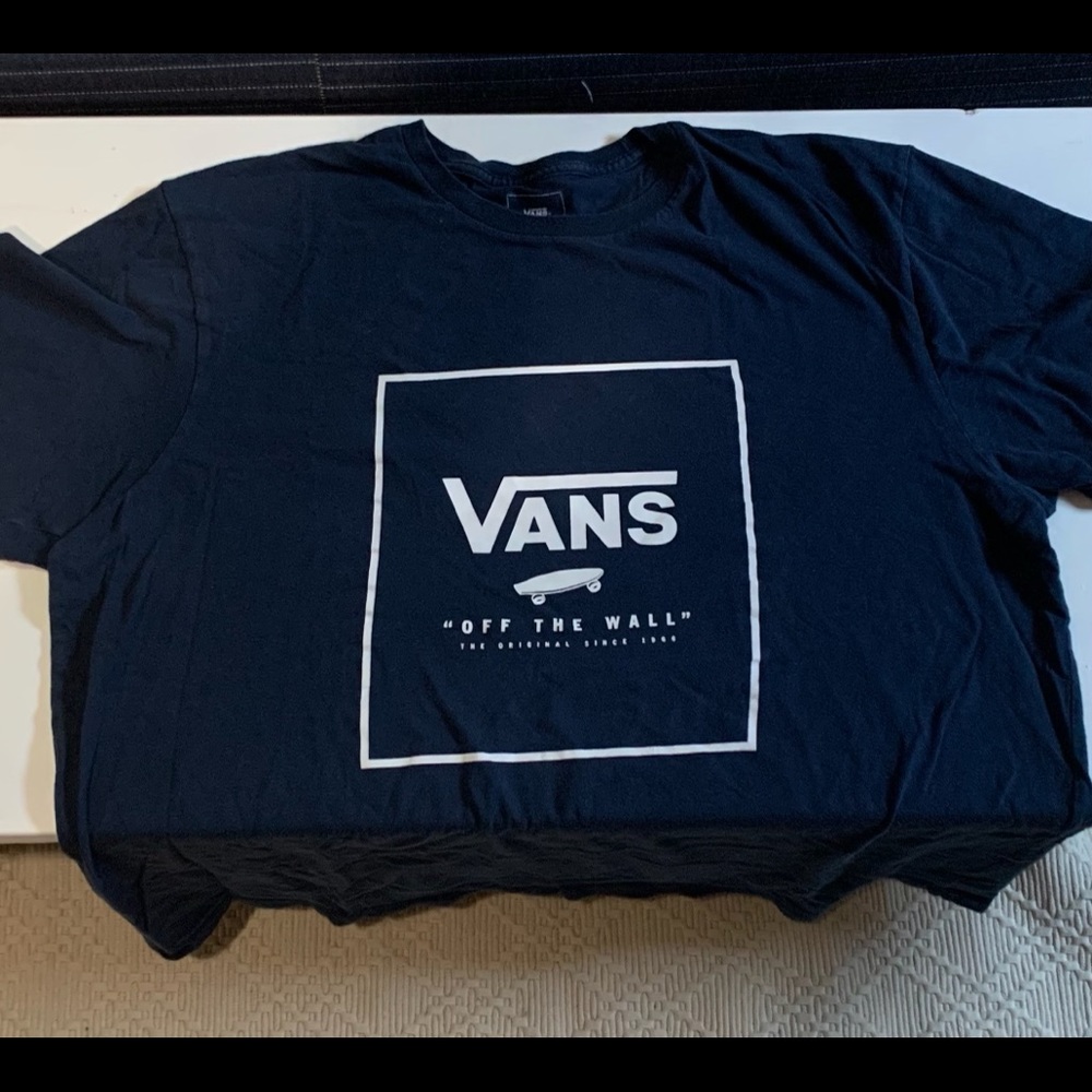 Navy blue vans t-shirt